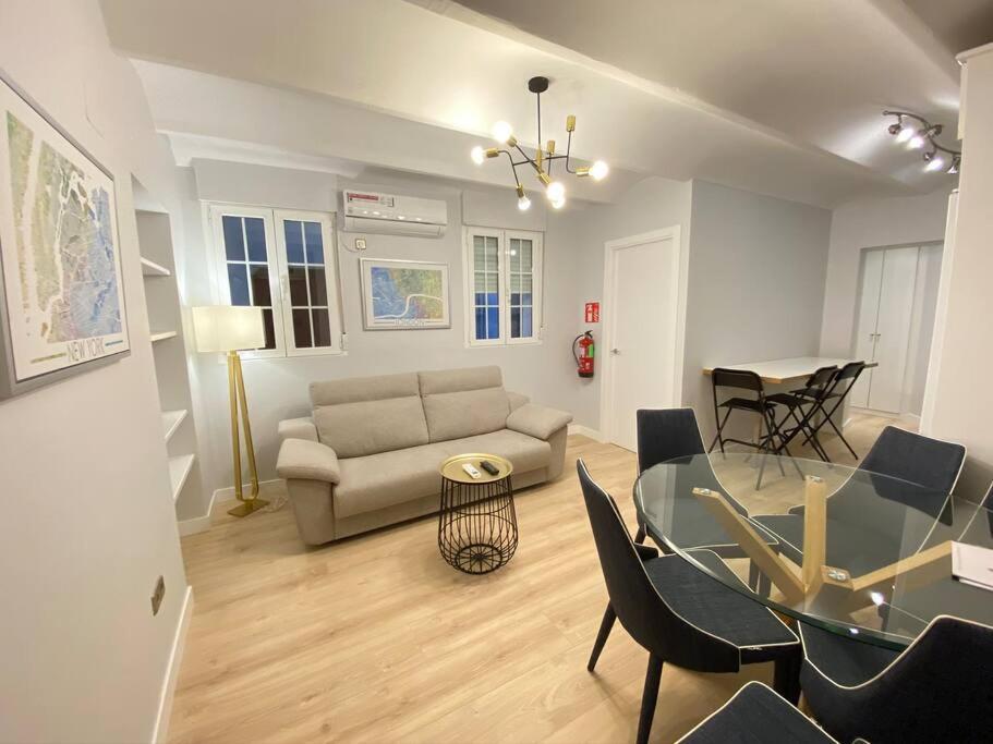 Plaza Santa Ana Ec Apartment มาดริด ภายนอก รูปภาพ